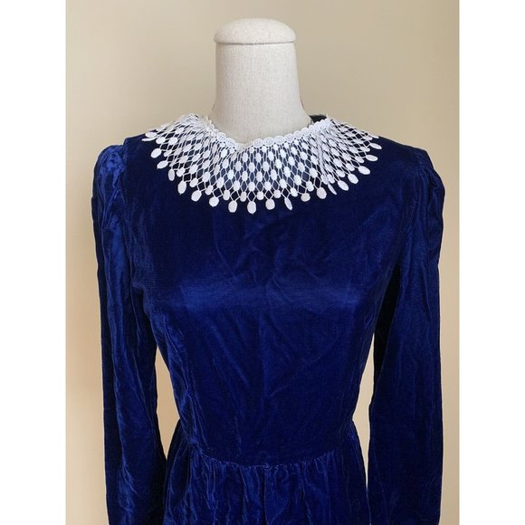 NWT Vintage 80s LANZ Blue Velvet Dress Crochet Lace Collar Modest Cottagecore - Picture 1 of 10